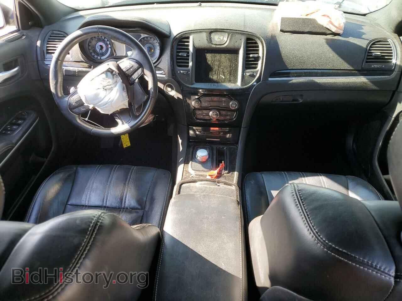 2019 CHRYSLER 300 - VIN: 2C3CCABG6KH559804 - Фото 8