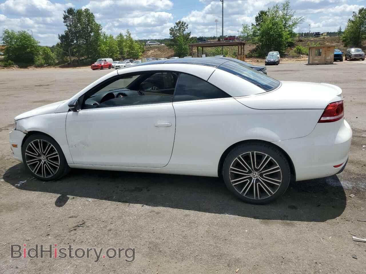 2014 VOLKSWAGEN EOS - VIN: WVWBW8AH5EV003366 - Фото 2
