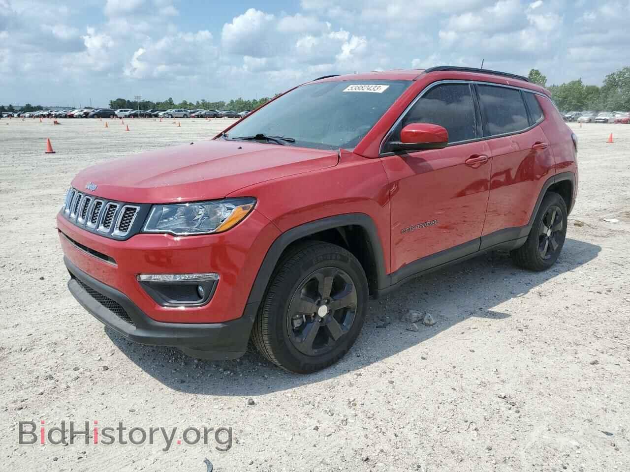 Фотография 3C4NJDBB8JT349405 - JEEP COMPASS 2018