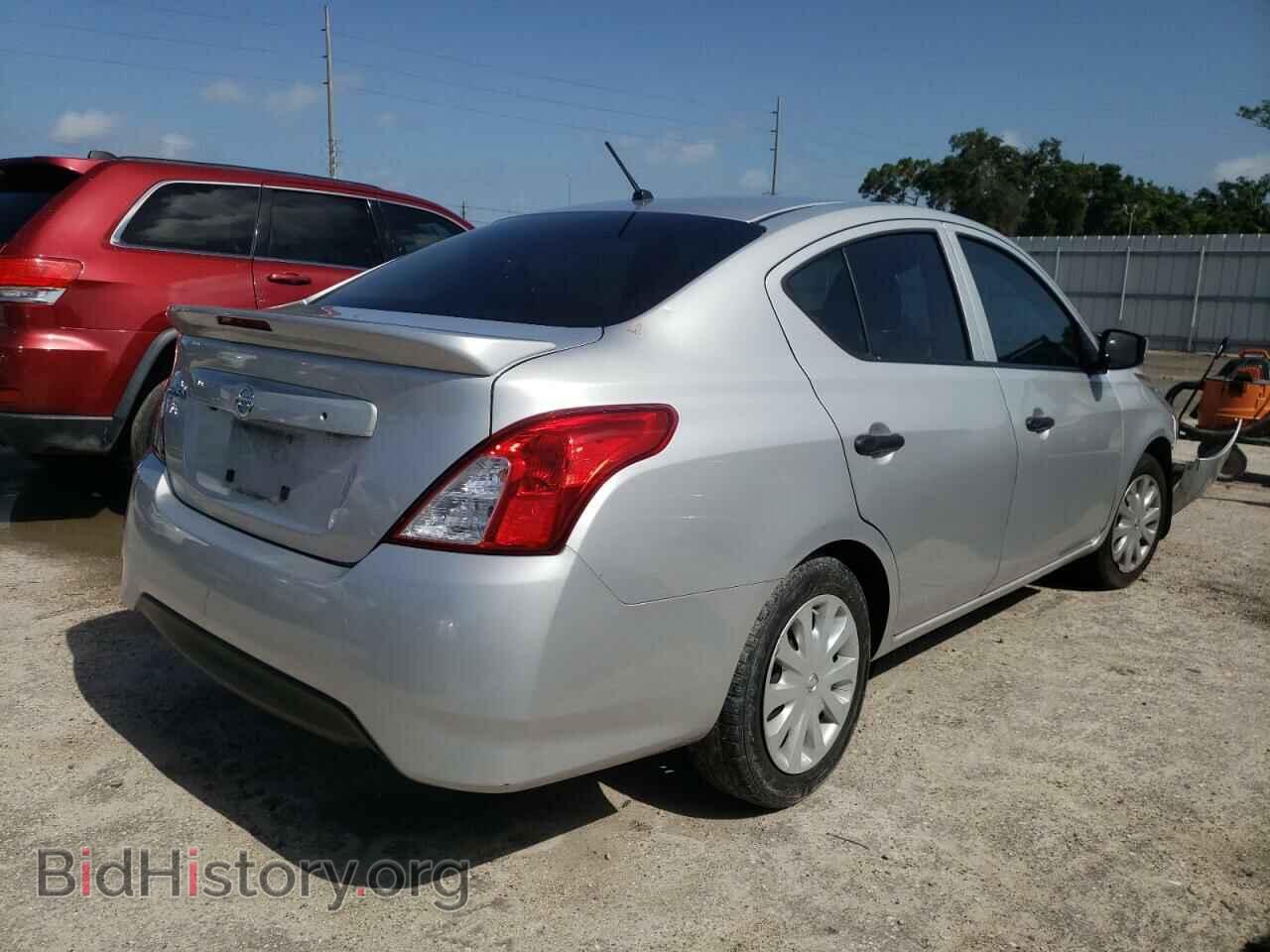 2019 NISSAN VERSA - VIN: 3N1CN7AP3KL823176 - Photo 4