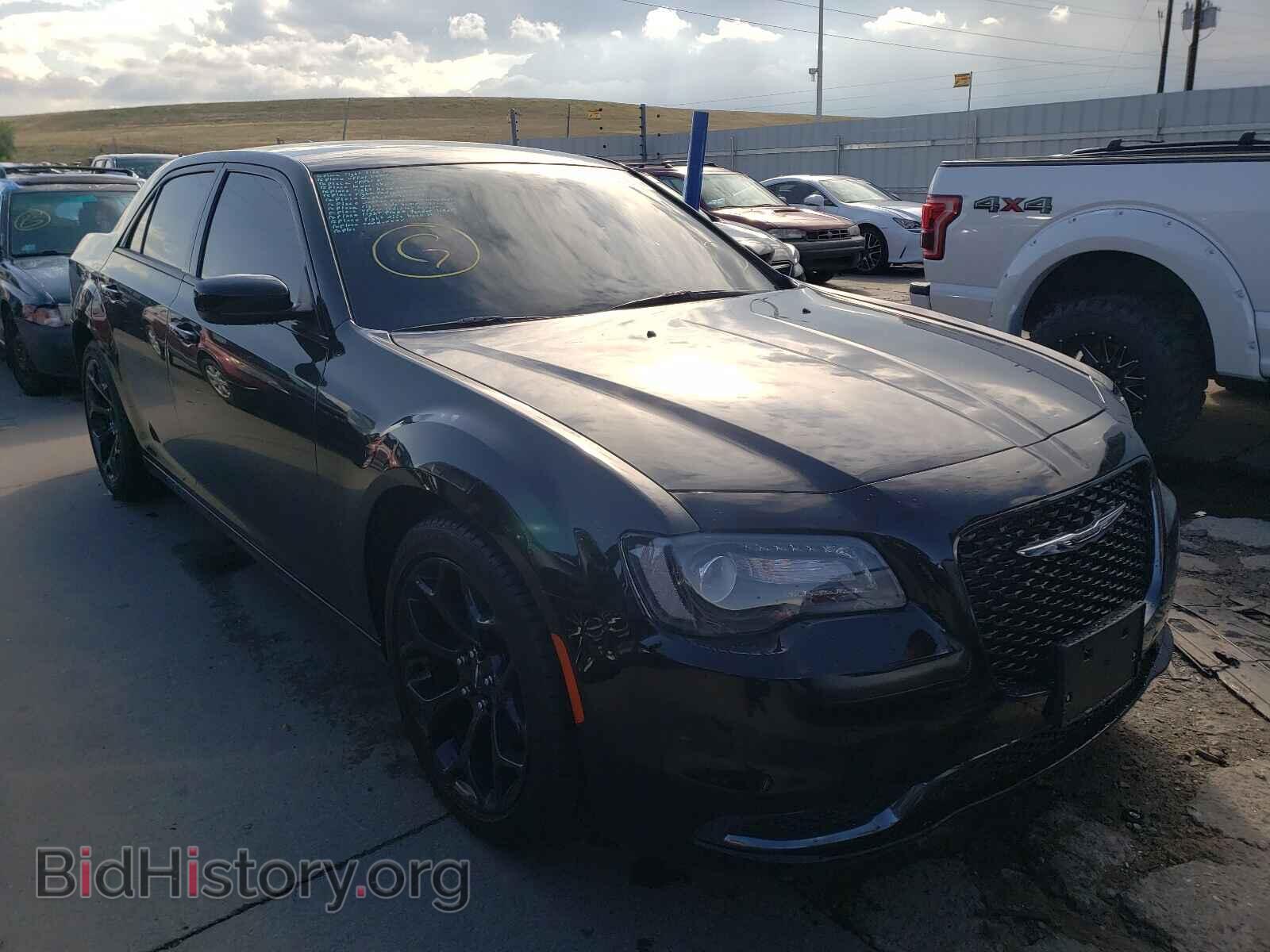 Фотография 2C3CCAAG2KH755479 - CHRYSLER 300 2019
