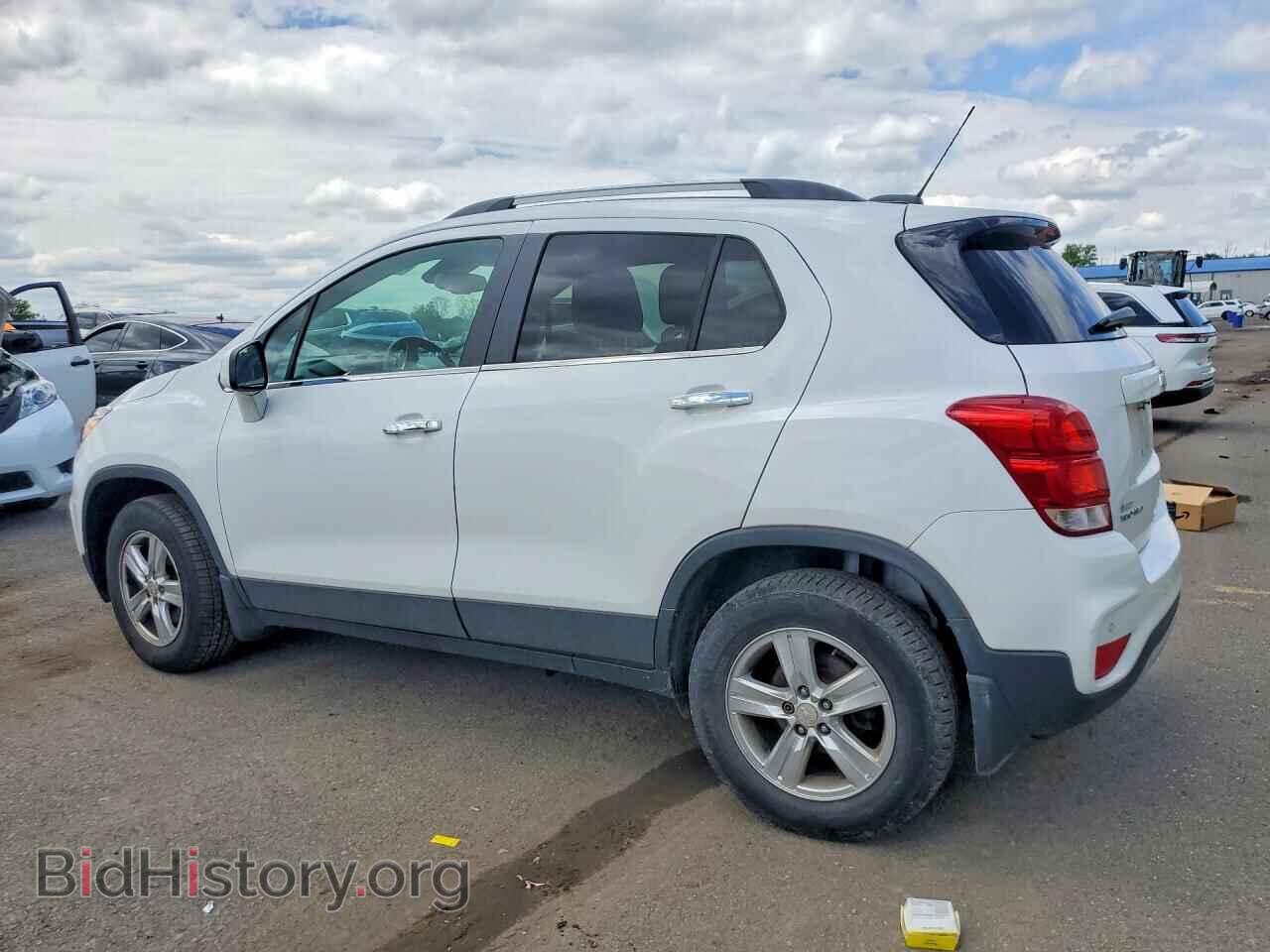 2017 CHEVROLET TRAX - VIN: 3GNCJPSB2HL208243 - Фото 2