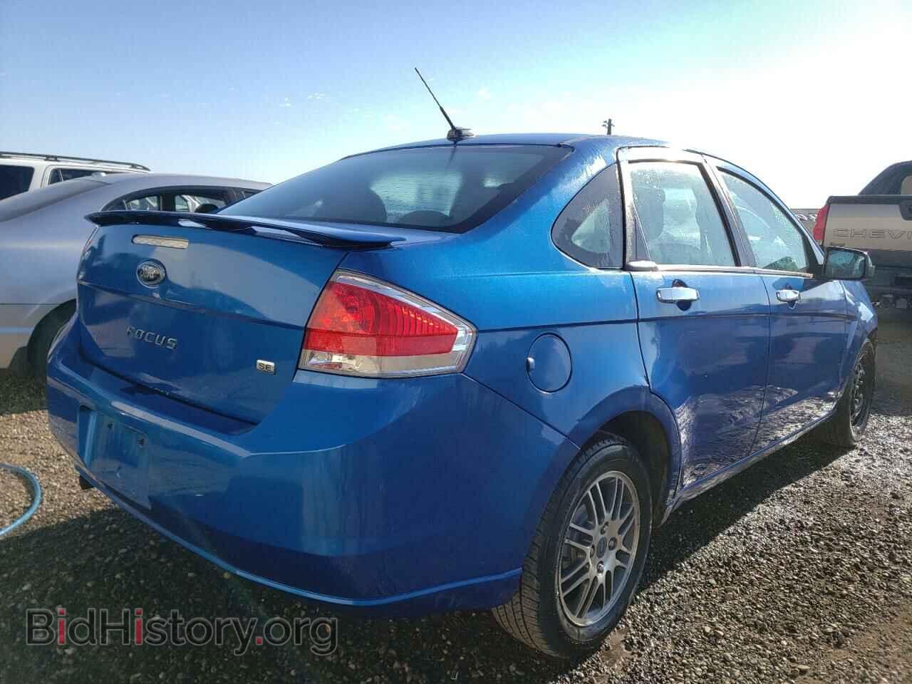 2011 FORD FOCUS - VIN: 1FAHP3FN2BW138776 - Фото 4
