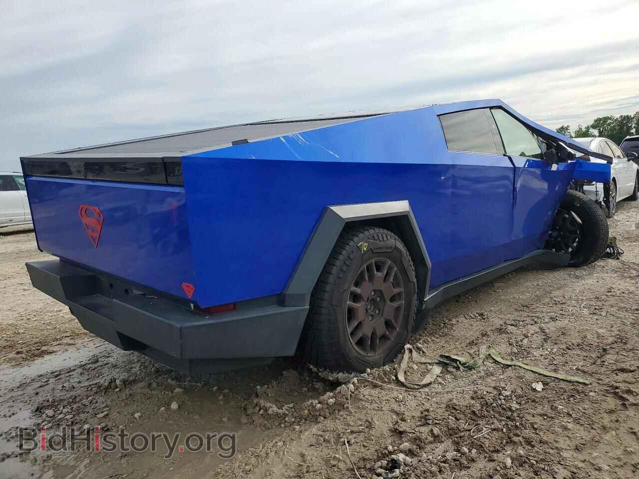 2024 TESLA CYBERTRUCK - VIN: 7G2CEHED8RA022443 - Photo 3