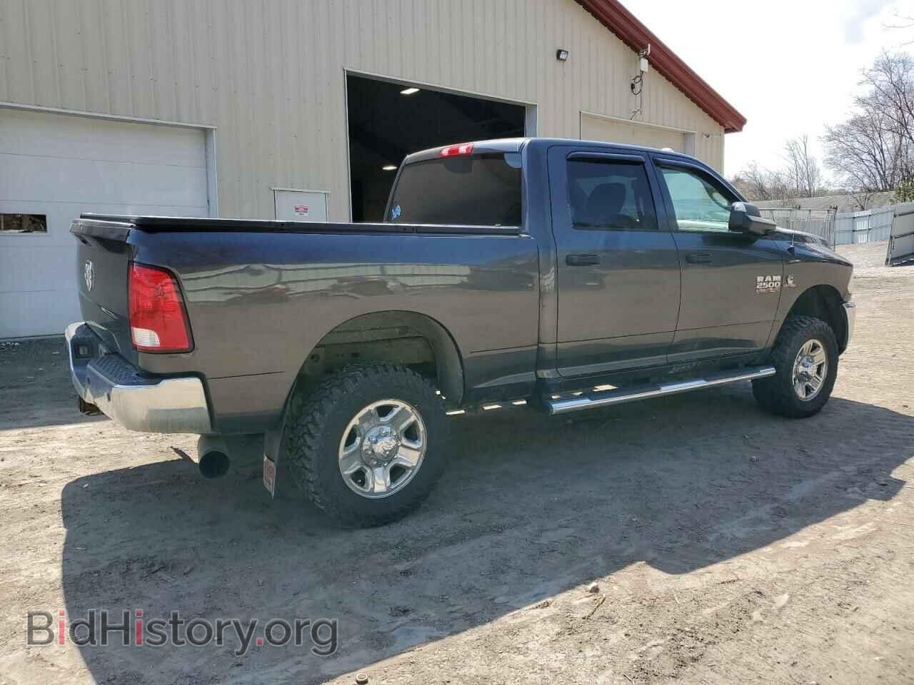 2016 RAM All Models - VIN: 3C6UR5CL8GG199757 - Photo 3