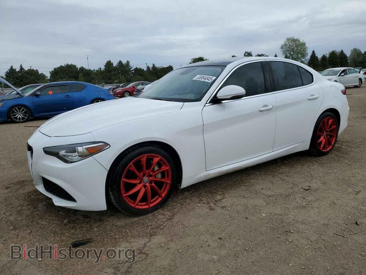 Фотография ZARFAEBN9H7554238 - ALFA ROMEO GIULIA 2017