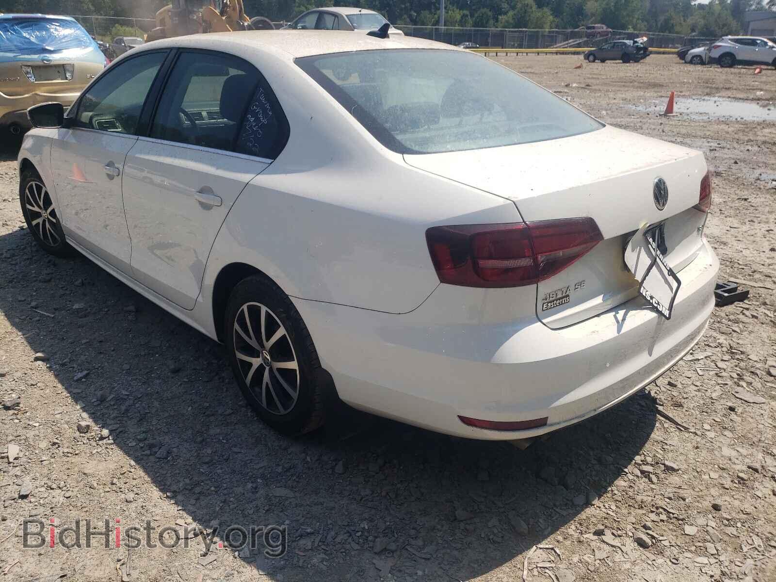 2017 VOLKSWAGEN JETTA - VIN: 3VWDB7AJ7HM357886 - Фото 3
