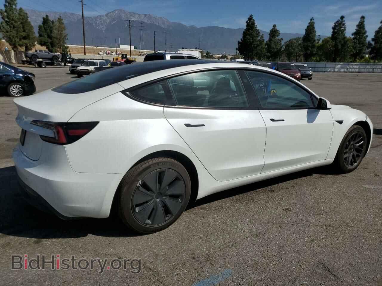 2025 TESLA MODEL 3 - VIN: 5YJ3E1EA8SF884263 - Photo 3