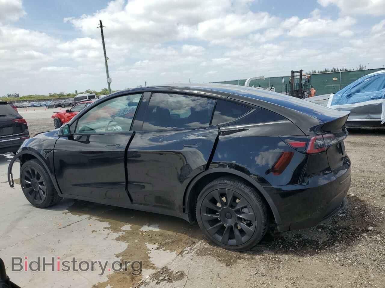 2023 TESLA MODEL Y - VIN: 7SAYGDEE6PA043375 - Фото 2