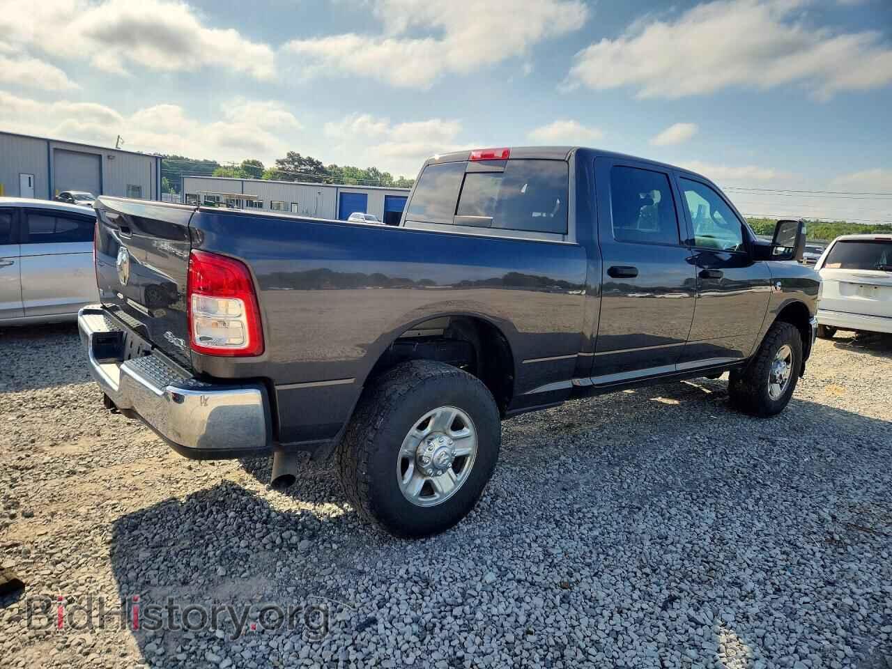 2024 RAM 2500 - VIN: 3C6UR5CLXRG355980 - Фото 3