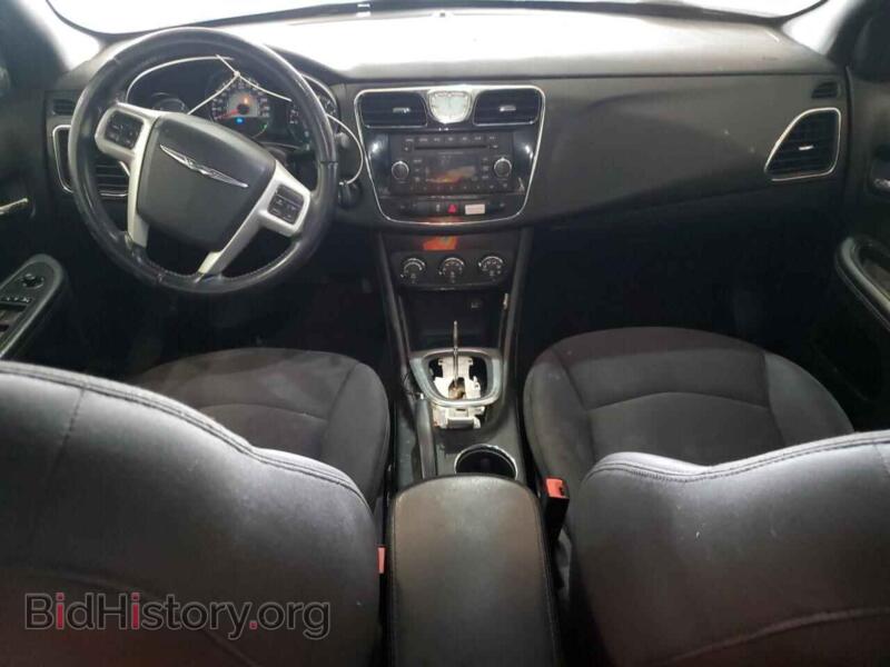 2013 Chrysler 200 (VIN 1C3CCBBB6DN545194) — фото 8 из 13