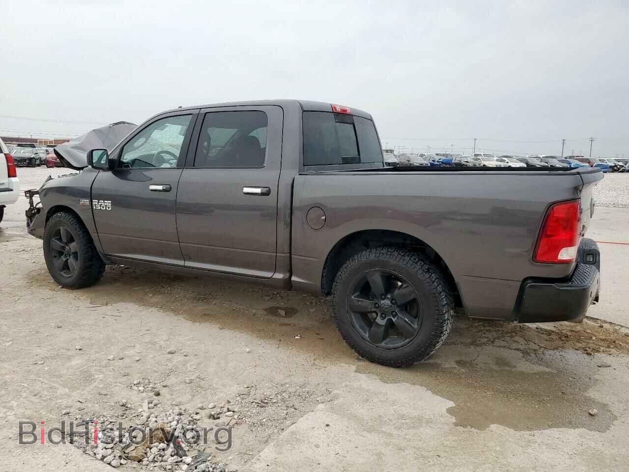 2017 RAM 1500 - VIN: 3C6RR6LT9HG632886 - Photo 2