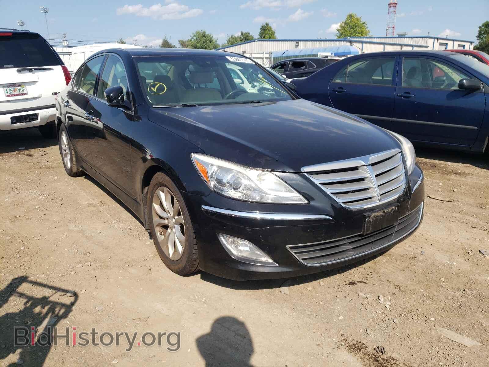 Photo KMHGC4DD5DU252198 - HYUNDAI GENESIS 2013