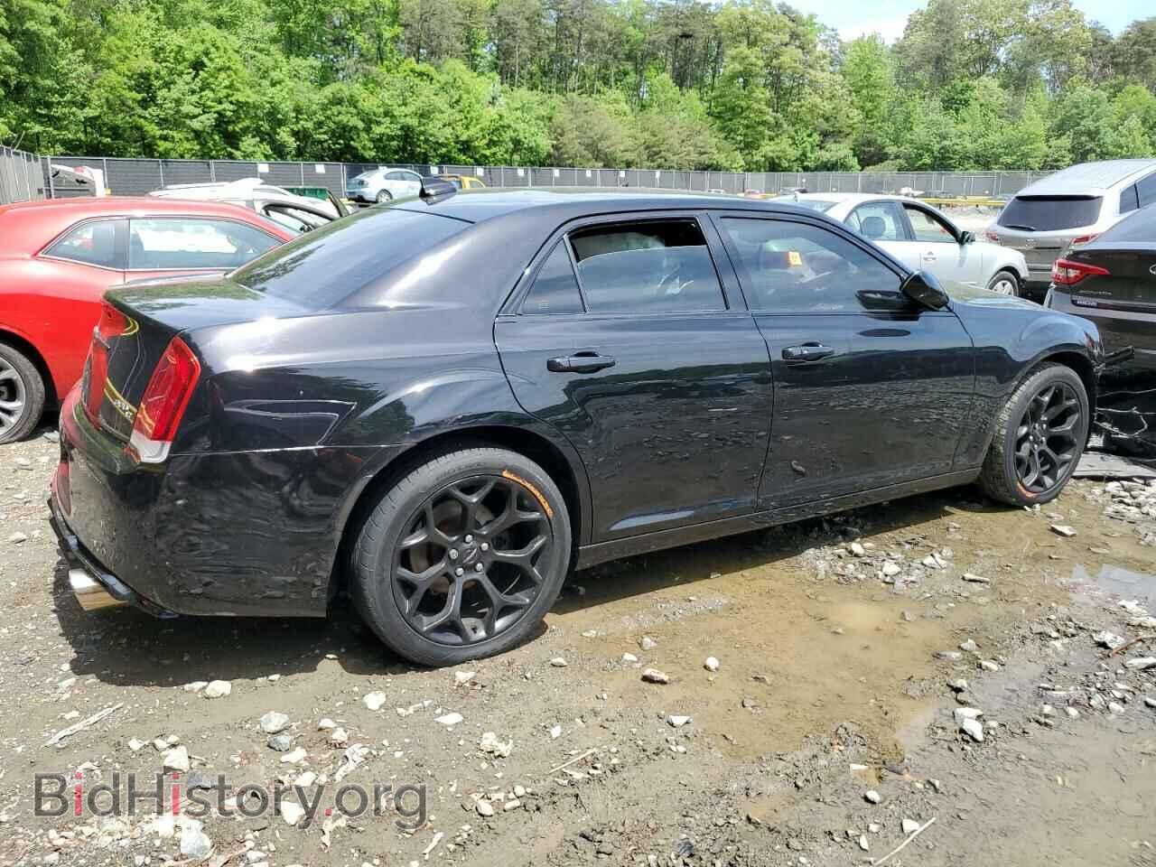 2019 CHRYSLER 300 - VIN: 2C3CCAPT1KH573325 - Фото 3