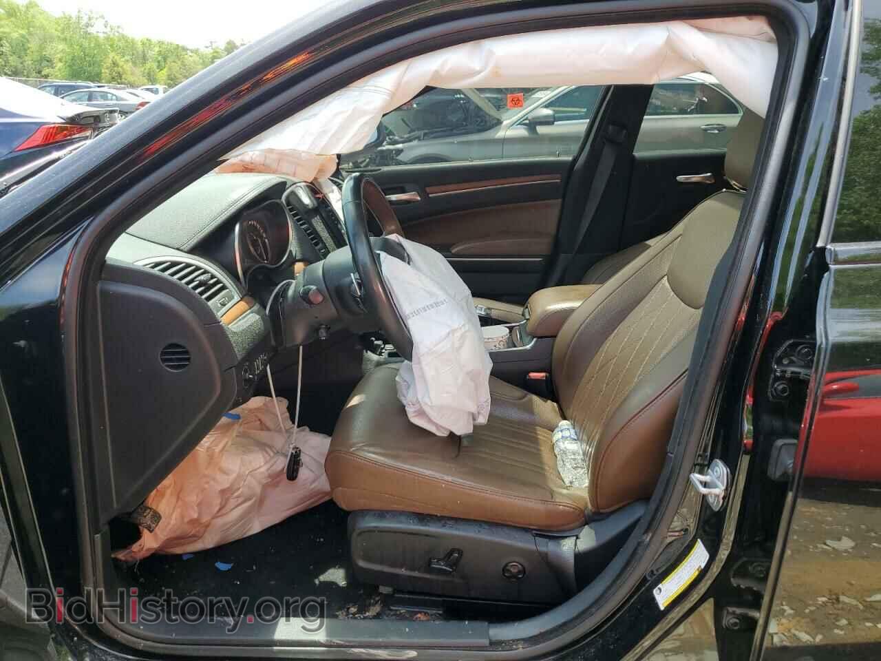 2019 CHRYSLER 300 - VIN: 2C3CCAPT1KH573325 - Фото 7