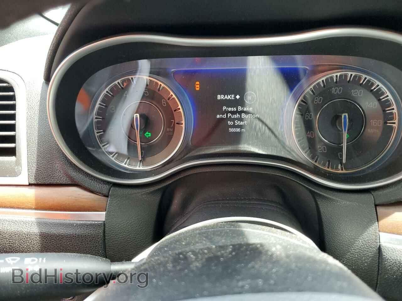 2019 CHRYSLER 300 - VIN: 2C3CCAPT1KH573325 - Фото 9