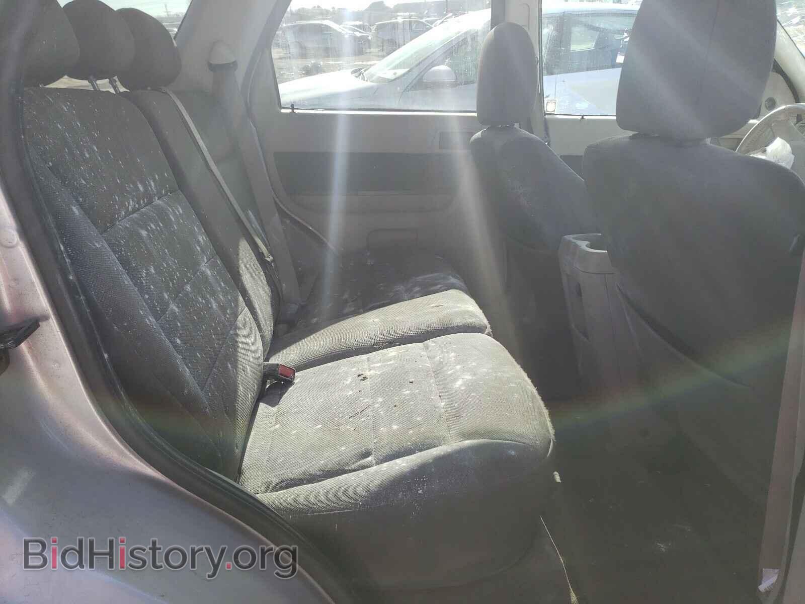 2009 FORD ESCAPE - VIN: 1FMCU03759KB11196 - Фото 6