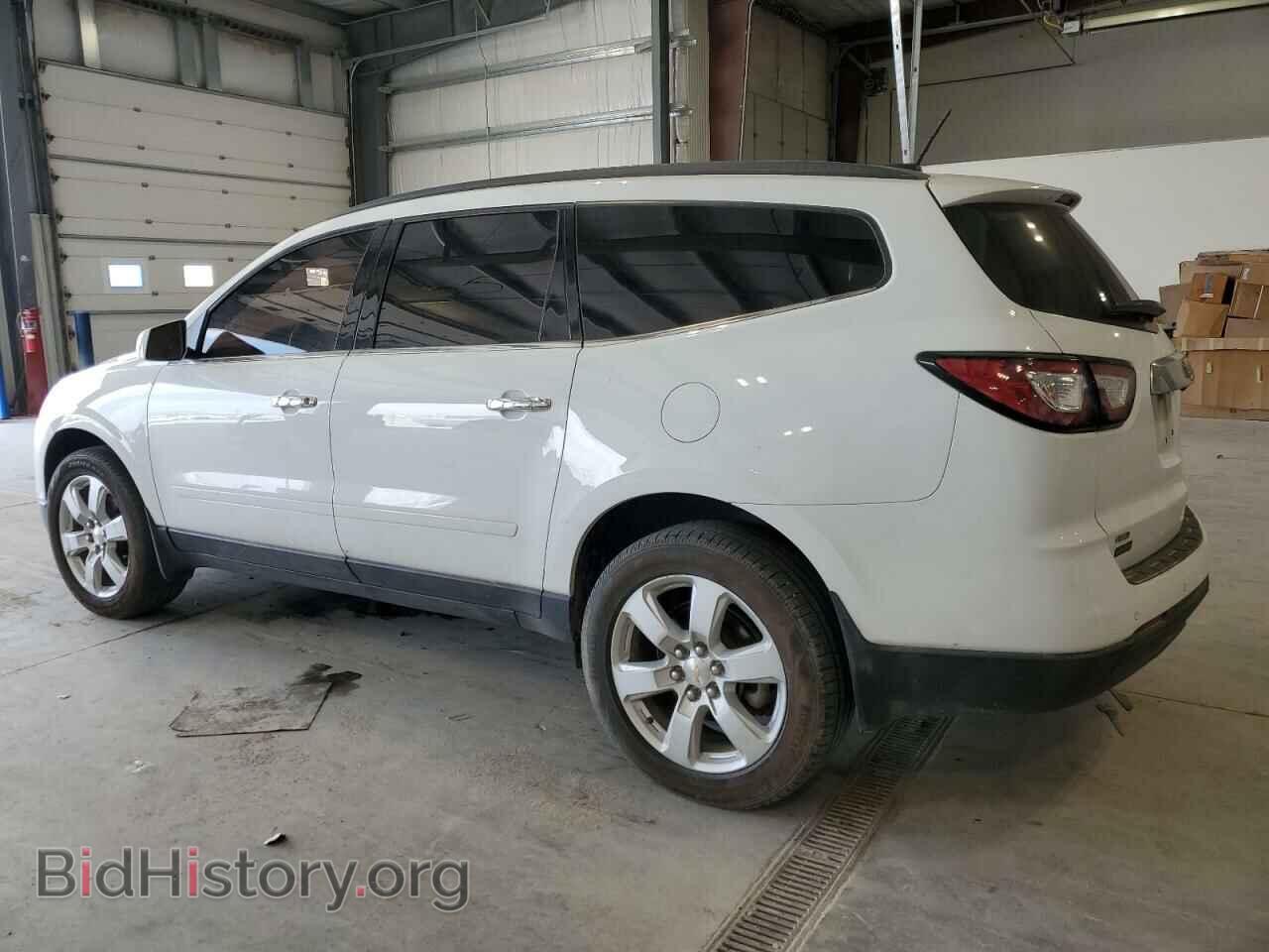 2016 CHEVROLET TRAVERSE - VIN: 1GNKVGKD5GJ194751 - Фото 2