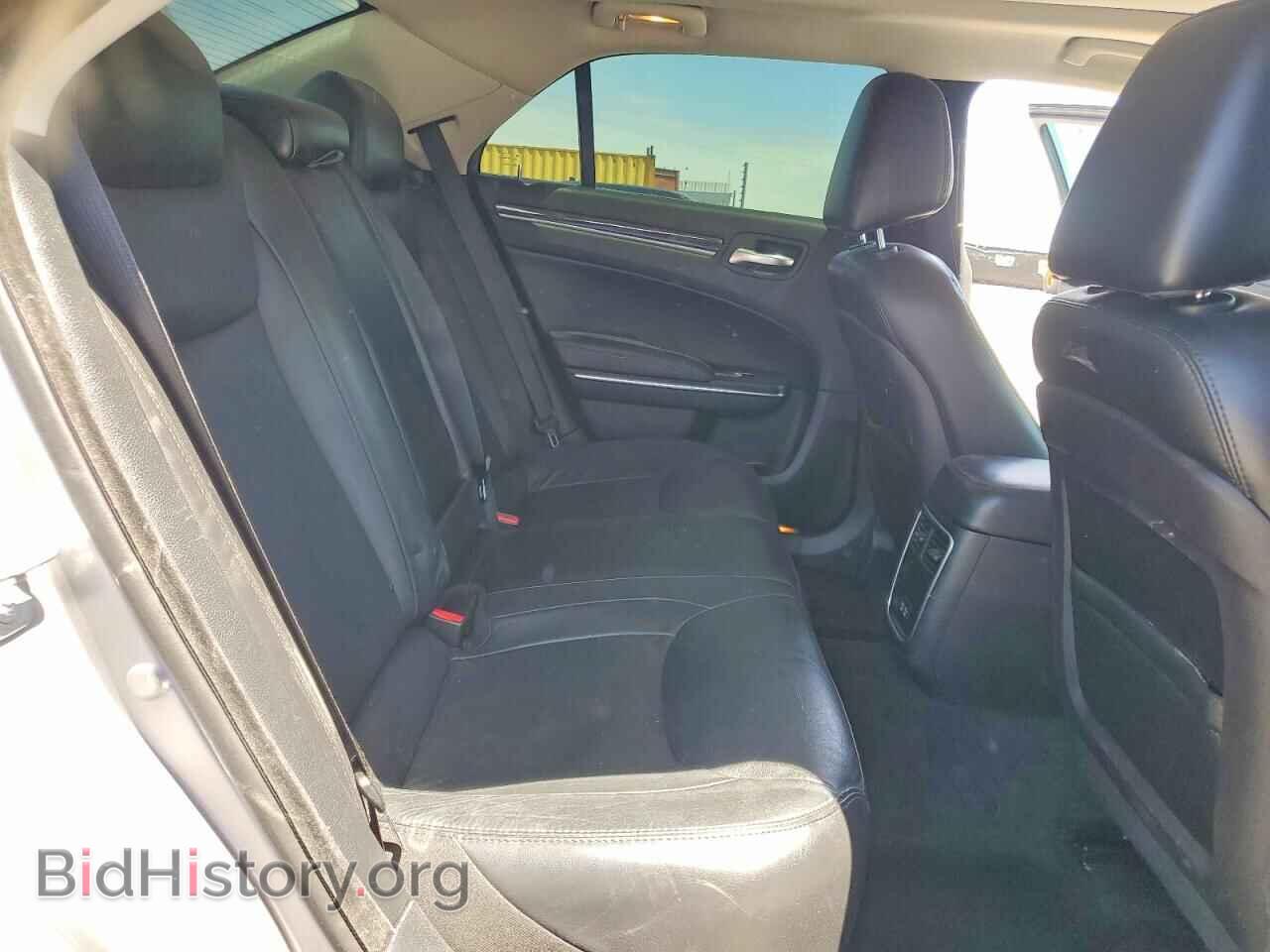 2015 CHRYSLER 300 - VIN: 2C3CCAAG3FH859260 - Фото 10