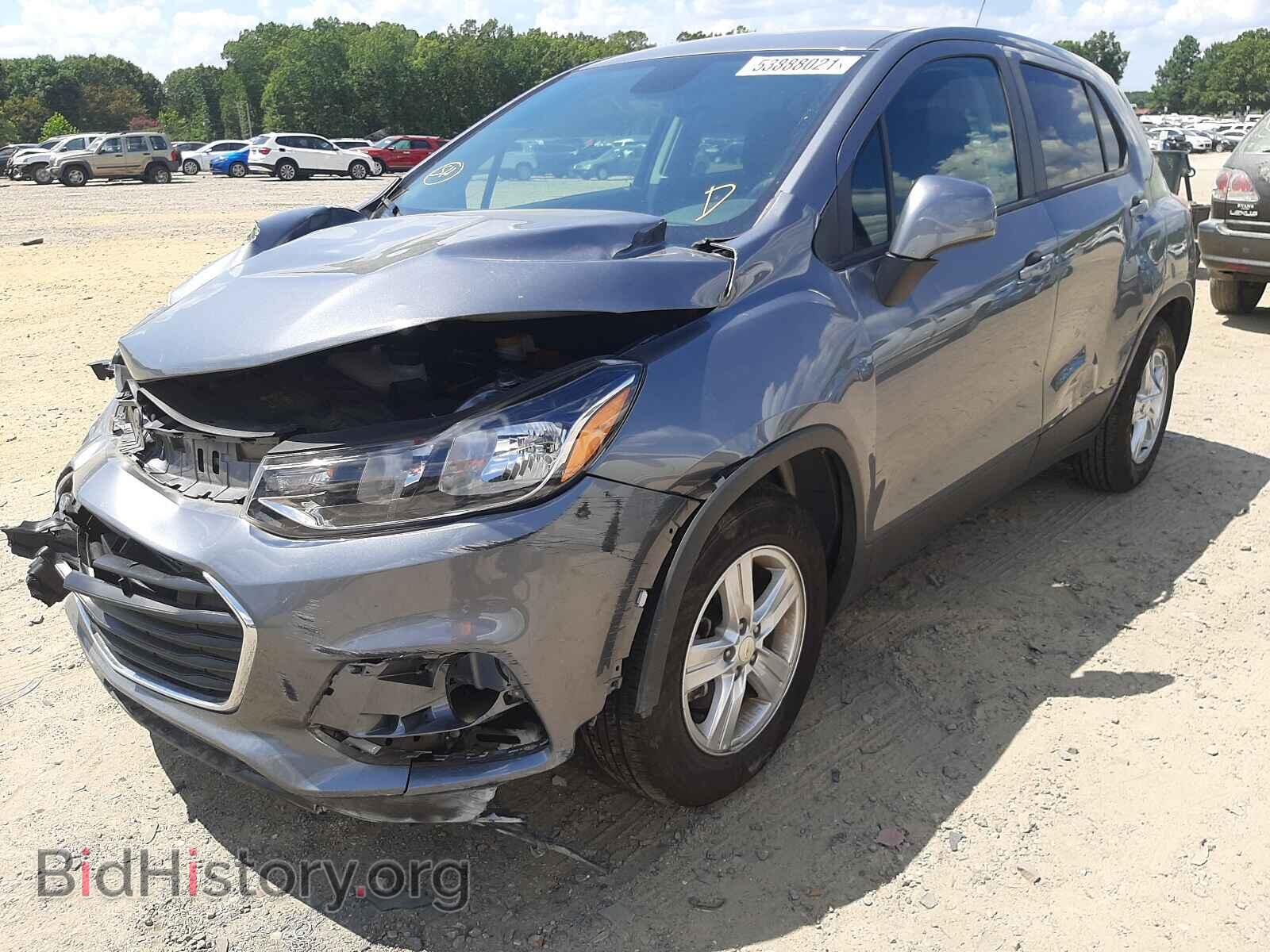 2020 CHEVROLET TRAX - VIN: 3GNCJKSB2LL271712 - Фото 2