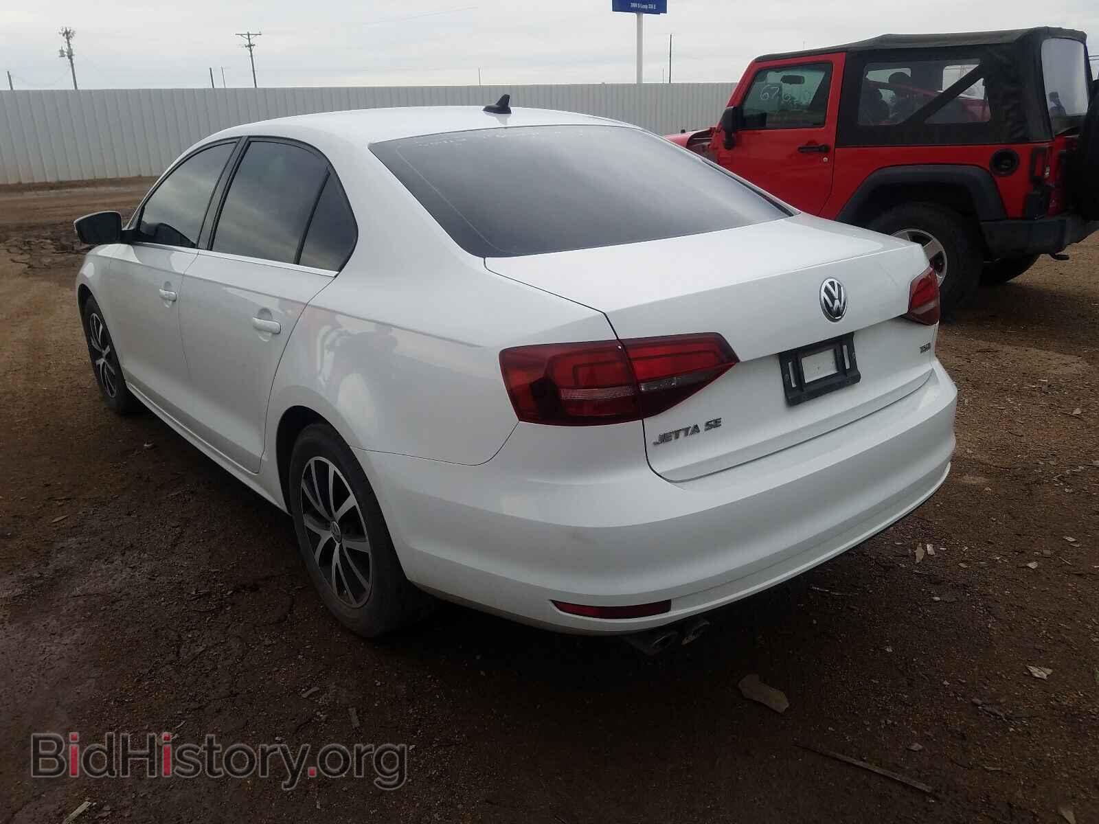 2017 VOLKSWAGEN JETTA - VIN: 3VWB67AJ7HM408010 - Фото 3