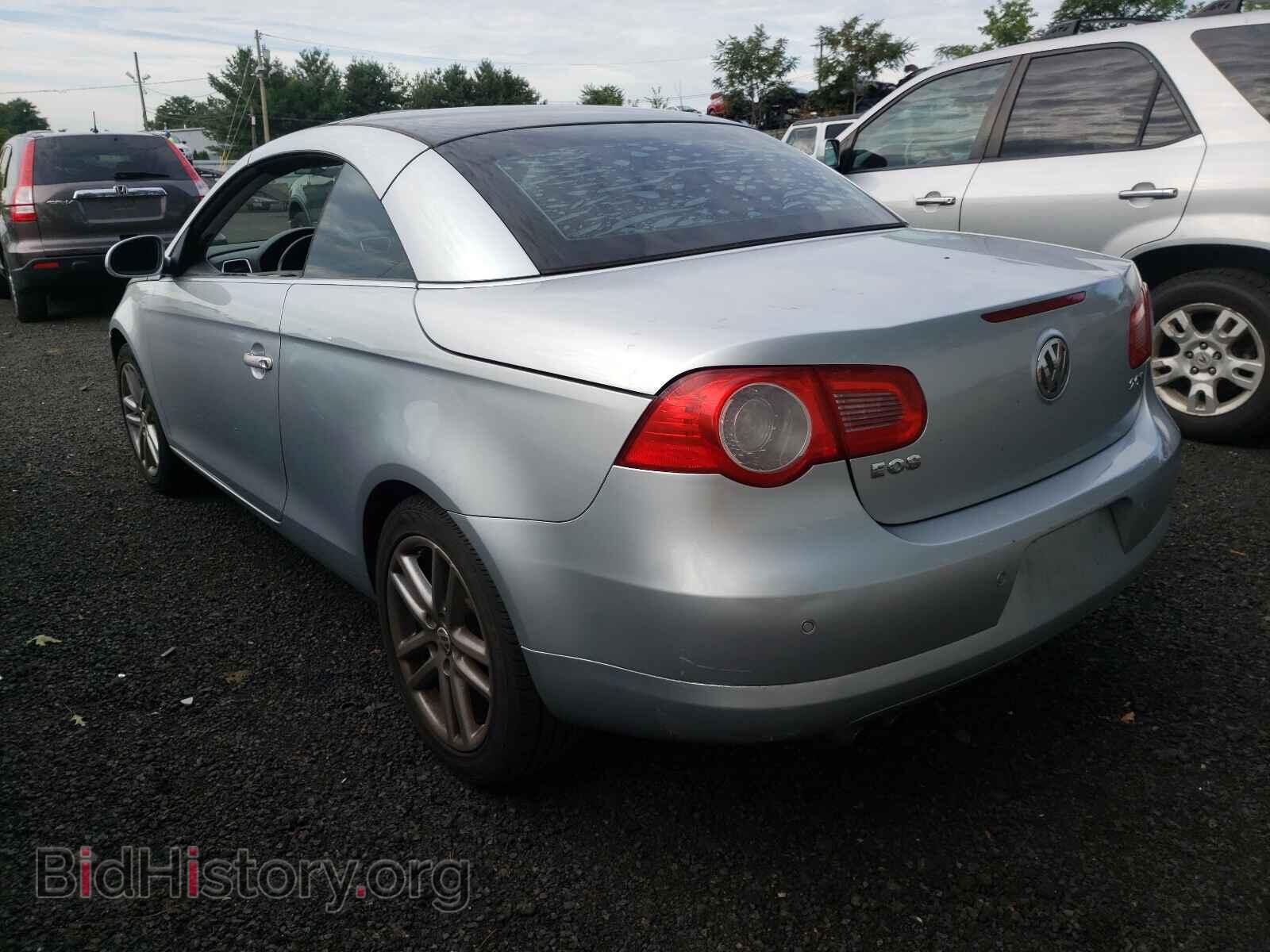 2008 VOLKSWAGEN EOS - VIN: WVWFA71F38V016985 - Фото 3