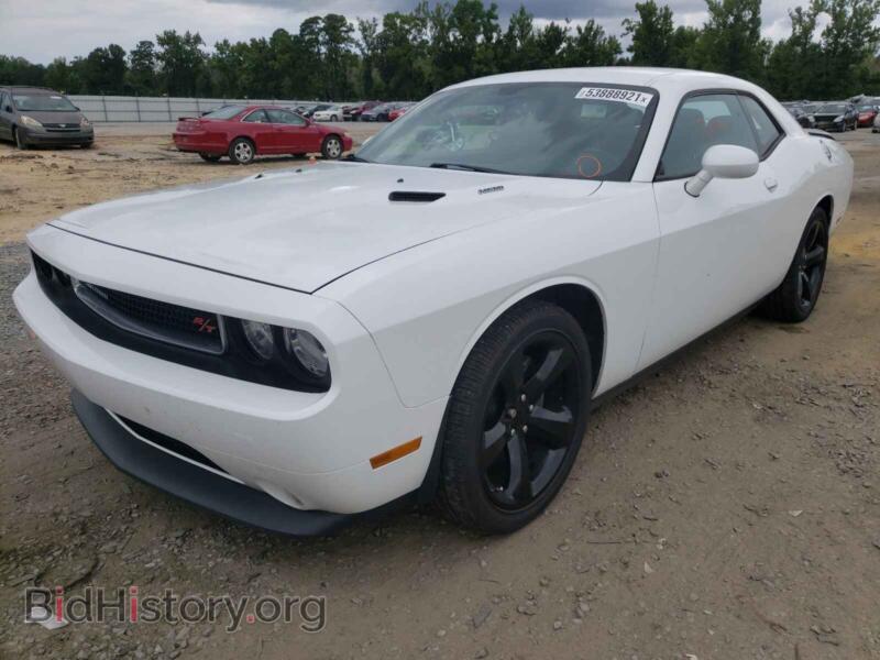 2014 Dodge CHALLENGER (VIN 2C3CDYBTXEH311305) — photo 2 of 10