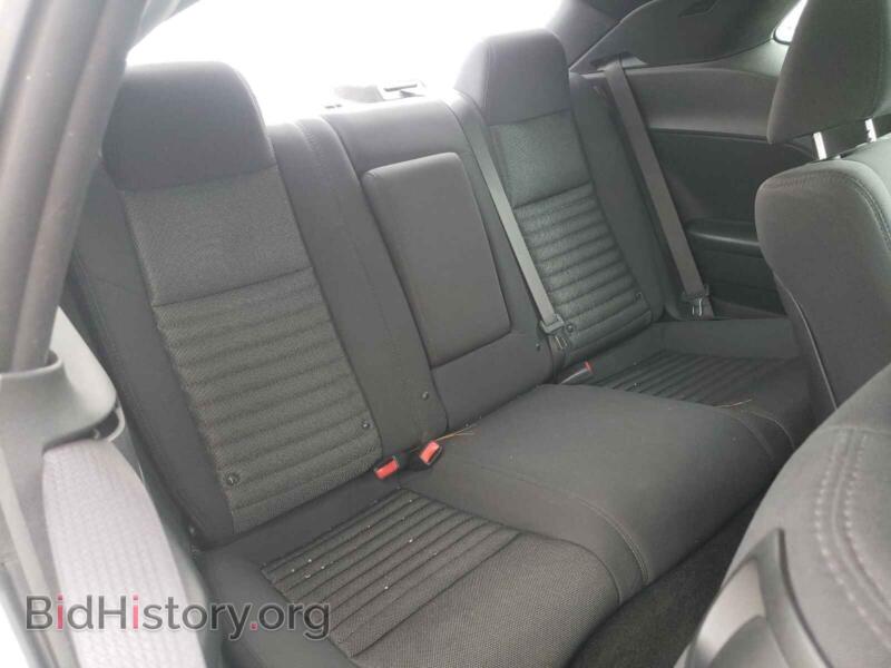 2014 Dodge CHALLENGER (VIN 2C3CDYBTXEH311305) — photo 6 of 10