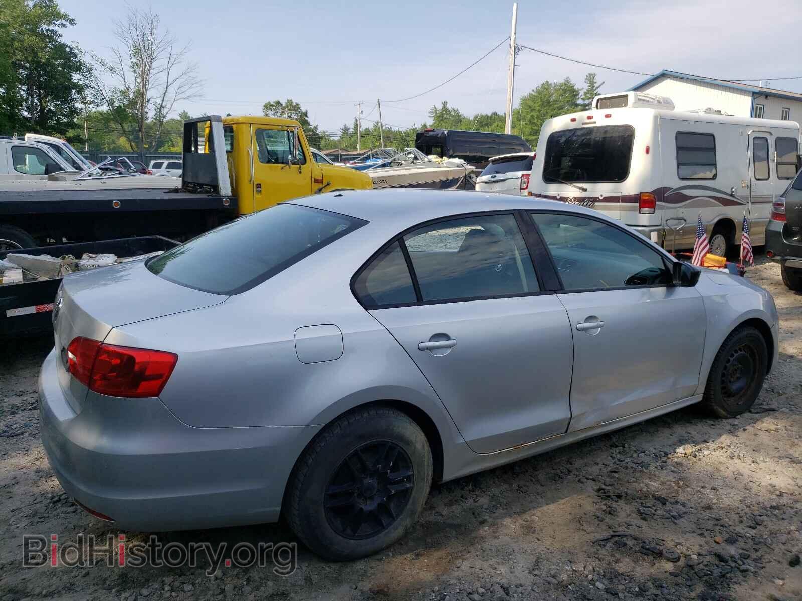 2011 VOLKSWAGEN JETTA - VIN: 3VW2K7AJXBM093674 - Фото 4