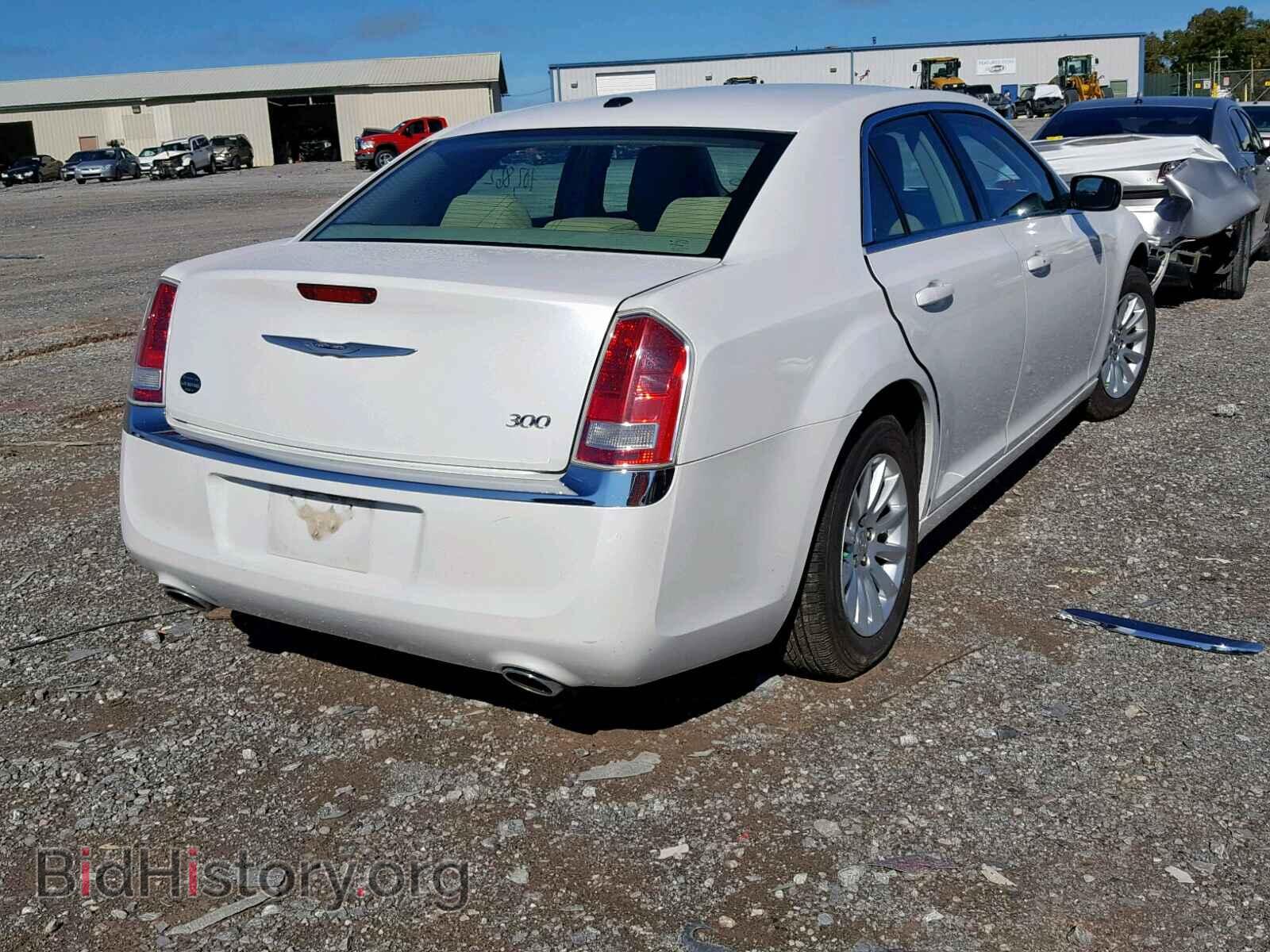 2011 CHRYSLER 300 - VIN: 2C3CA4CG0BH528571 - Фото 4