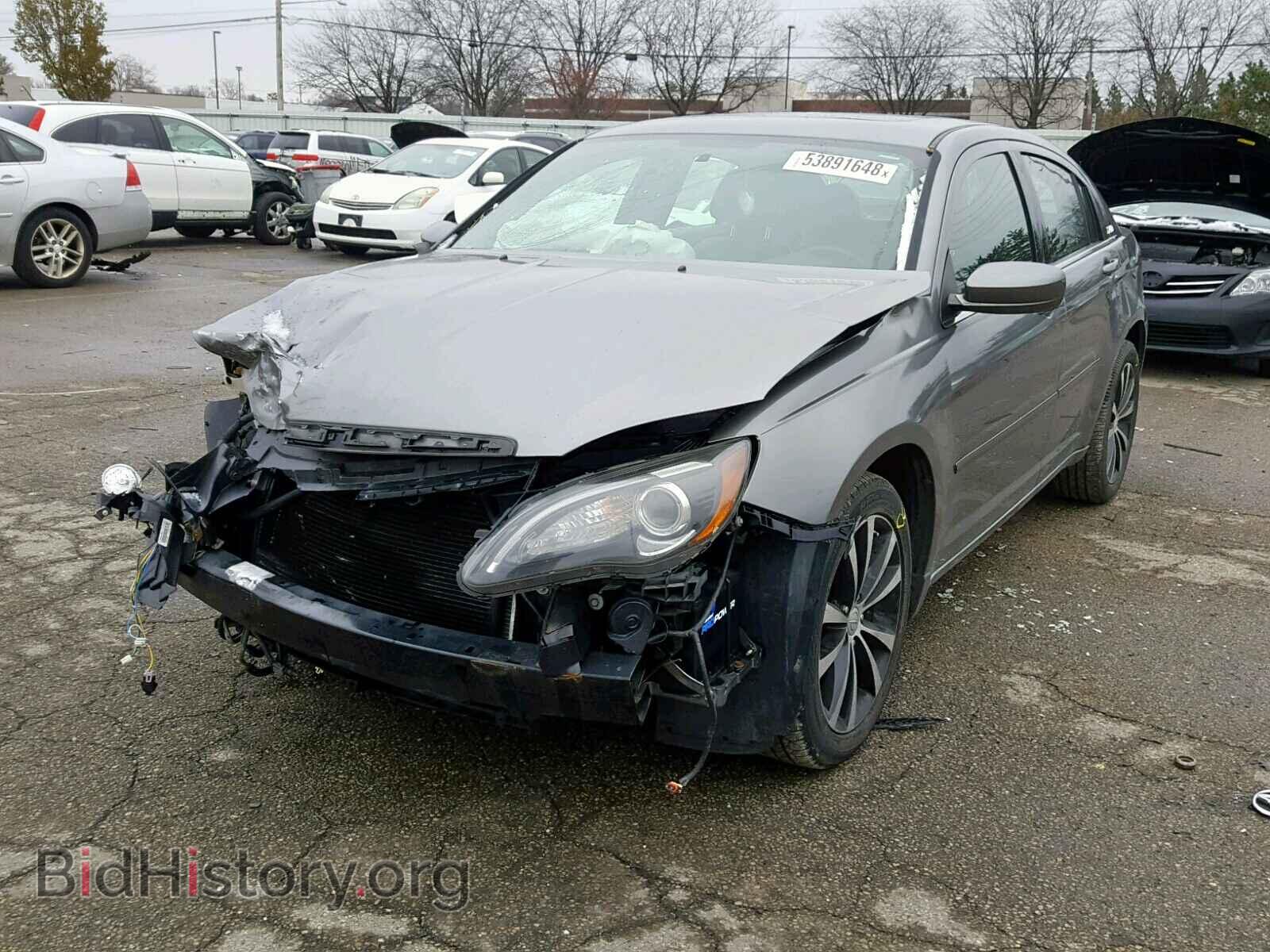 2011 CHRYSLER 200 - VIN: 1C3BC8FG1BN577732 - Photo 2