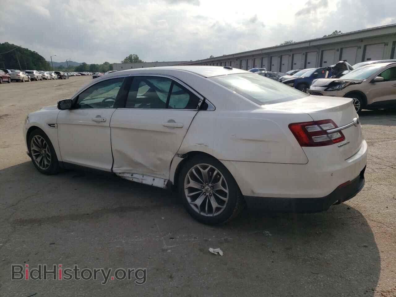 2014 FORD TAURUS - VIN: 1FAHP2F81EG105805 - Фото 2