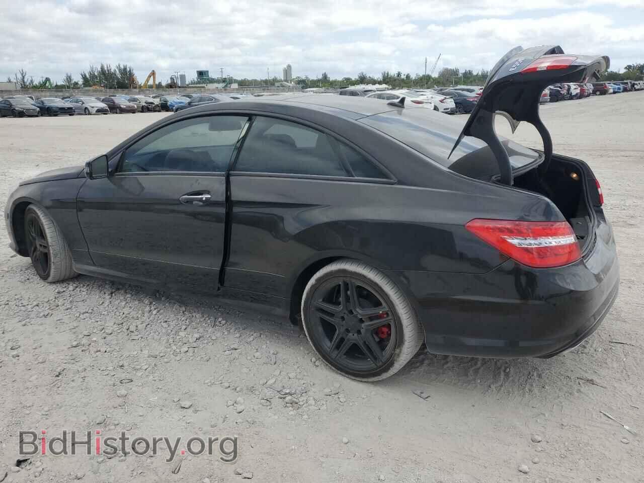 2011 MERCEDES-BENZ E-CLASS - VIN: WDDKJ7CB1BF076201 - Фото 2