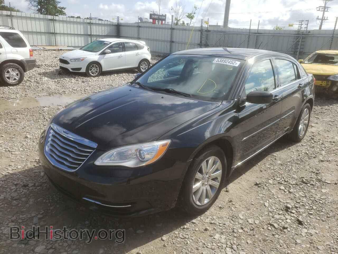 2012 CHRYSLER 200 - VIN: 1C3CCBBB3CN159668 - Фото 2