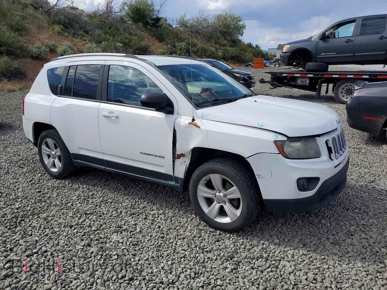 2016 JEEP COMPASS - VIN: 1C4NJCBB8GD506570 - Photo 4