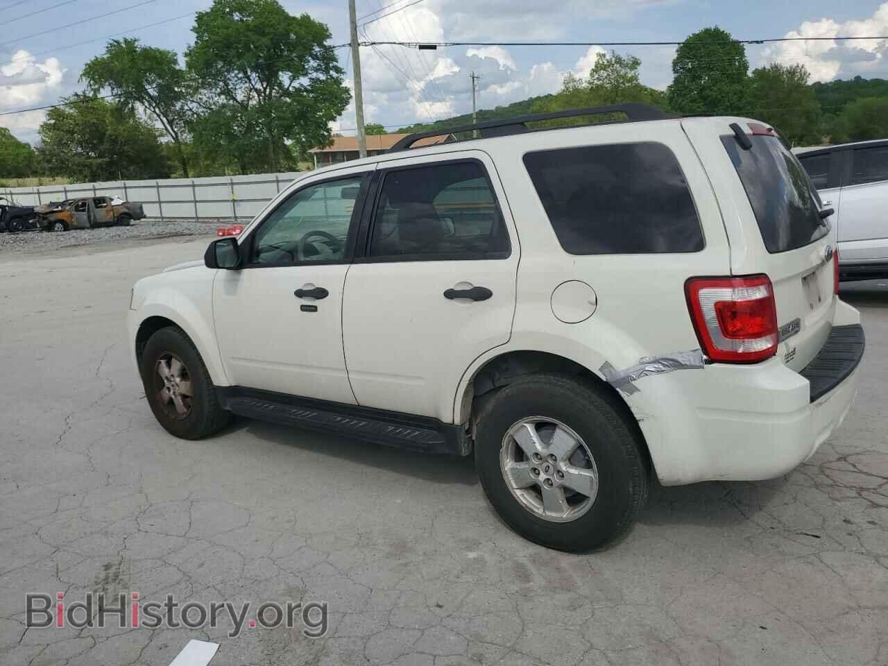 2009 FORD ESCAPE - VIN: 1FMCU03799KA13773 - Фото 2