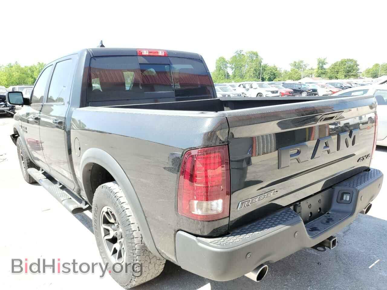 2017 RAM 1500 - VIN: 1C6RR7YT2HS566608 - Photo 2