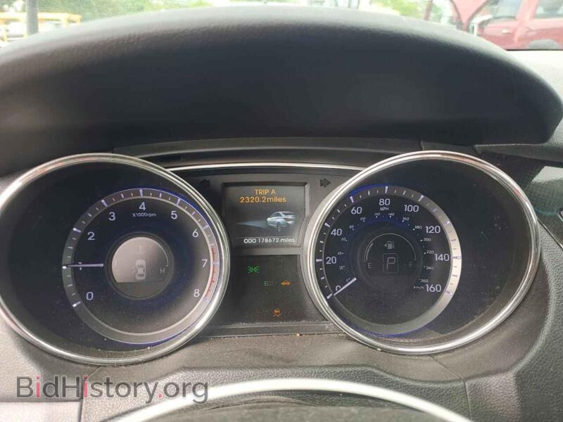 2014 Hyundai SONATA (VIN 5NPEC4AC0EH889342) — photo 9 of 12