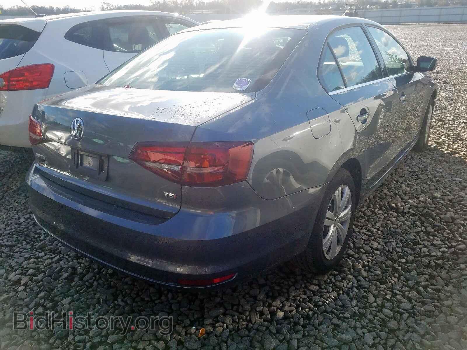 2017 VOLKSWAGEN JETTA - VIN: 3VW2B7AJ0HM406014 - Фото 4