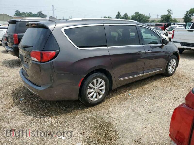2019 Chrysler PACIFICA (VIN 2C4RC1BG4KR665829) — фото 3 из 14