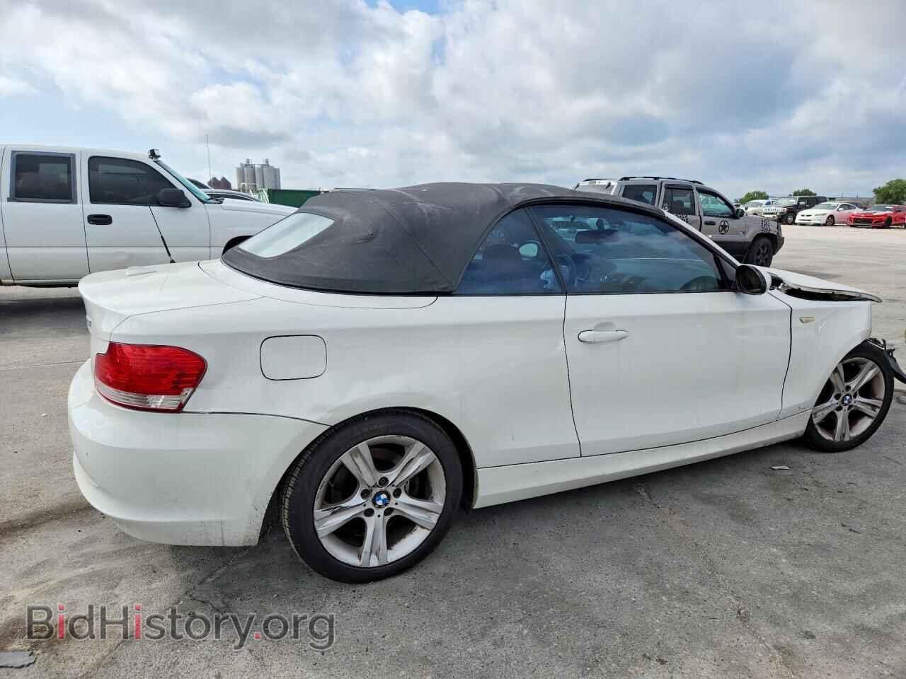 2009 BMW 1 SERIES - VIN: WBAUL73599VJ76714 - Фото 3
