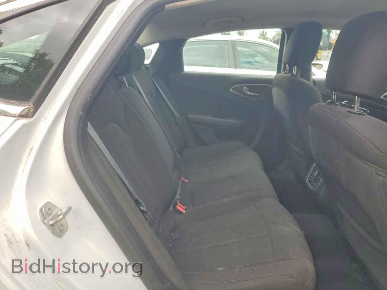2015 CHRYSLER 200 - VIN: 1C3CCCAB4FN677526 - Photo 10