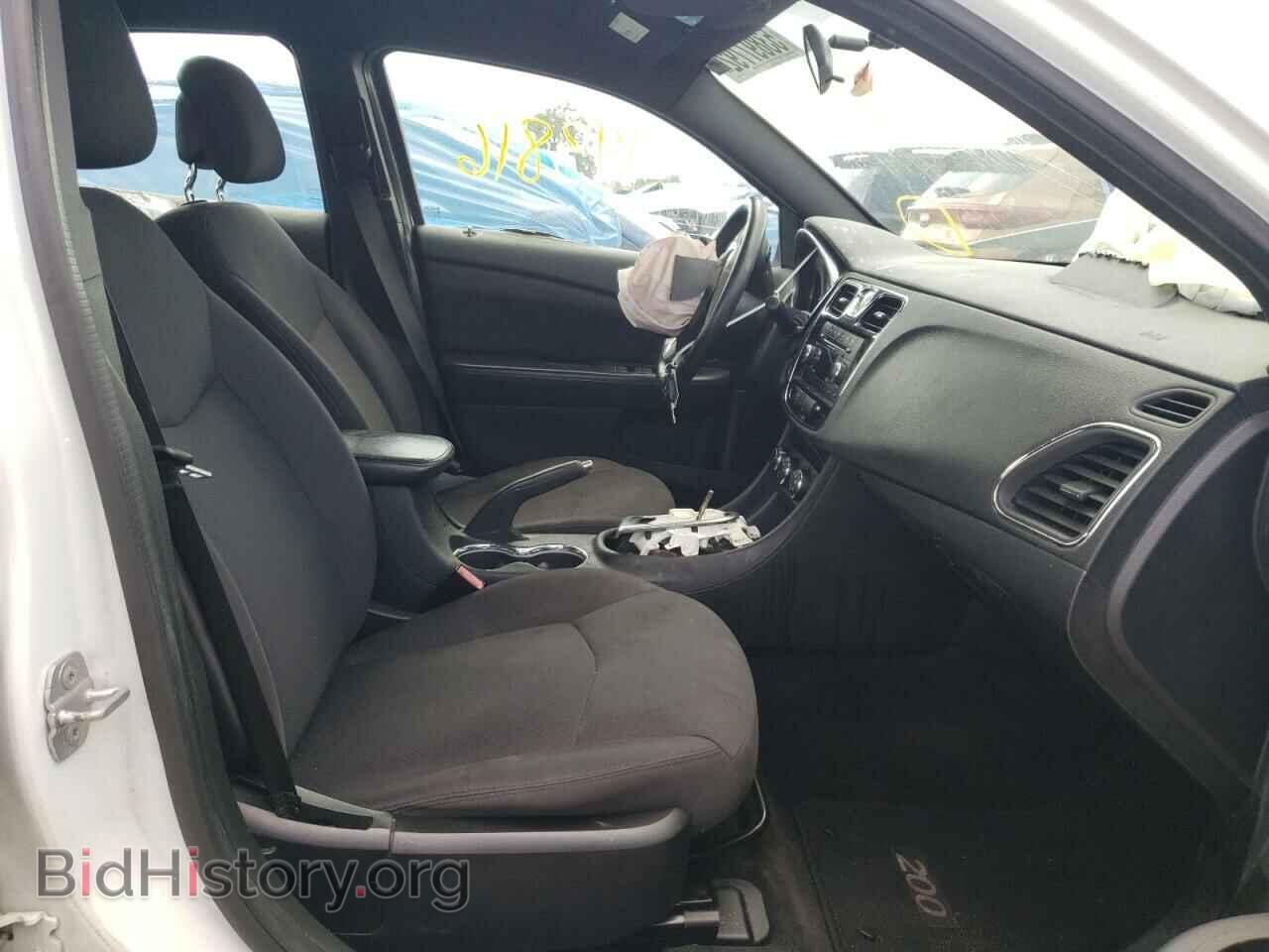 2014 CHRYSLER 200 - VIN: 1C3CCBBG0EN113889 - Фото 5
