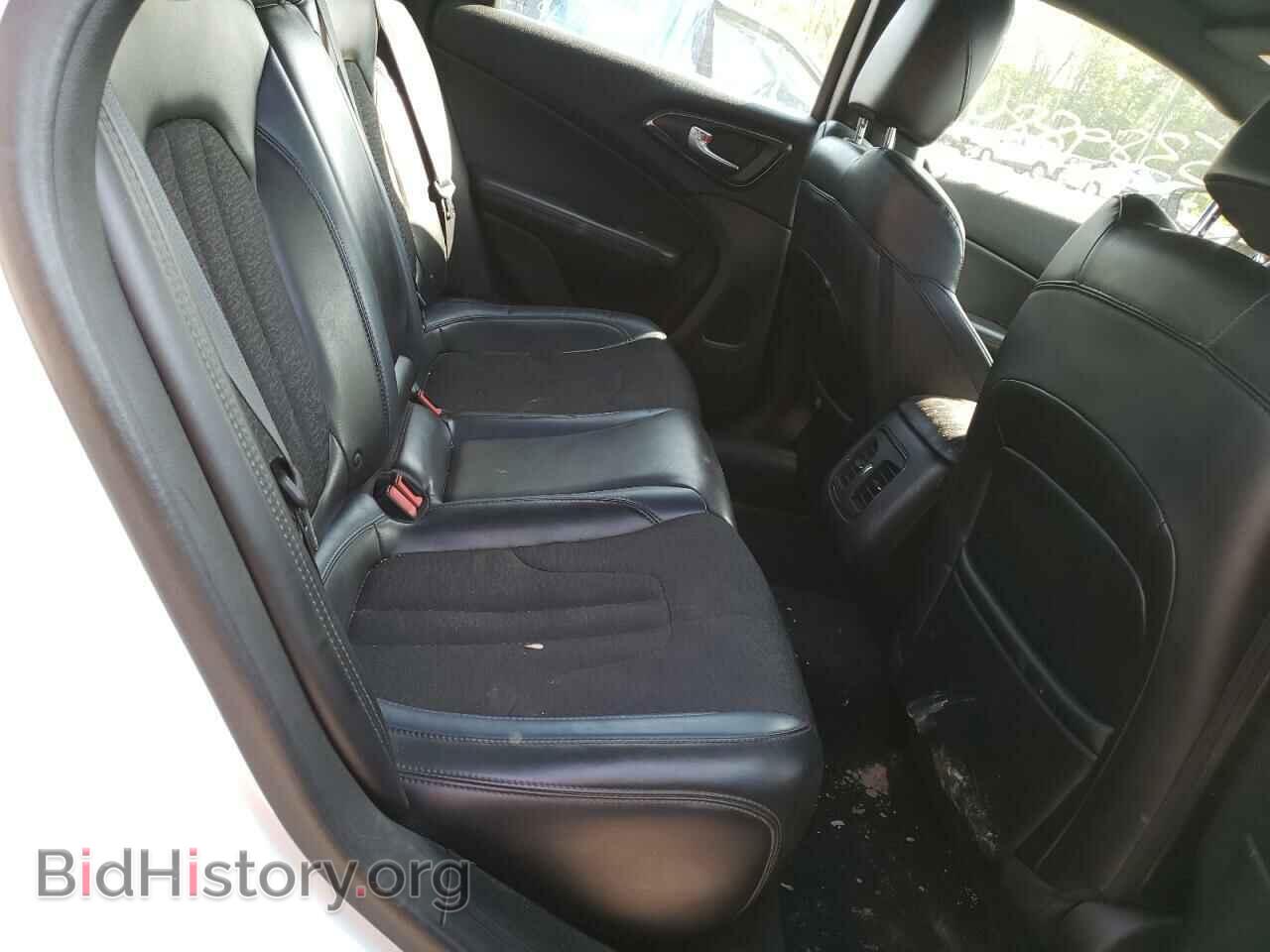 2015 CHRYSLER 200 - VIN: 1C3CCCDG3FN540441 - Фото 10
