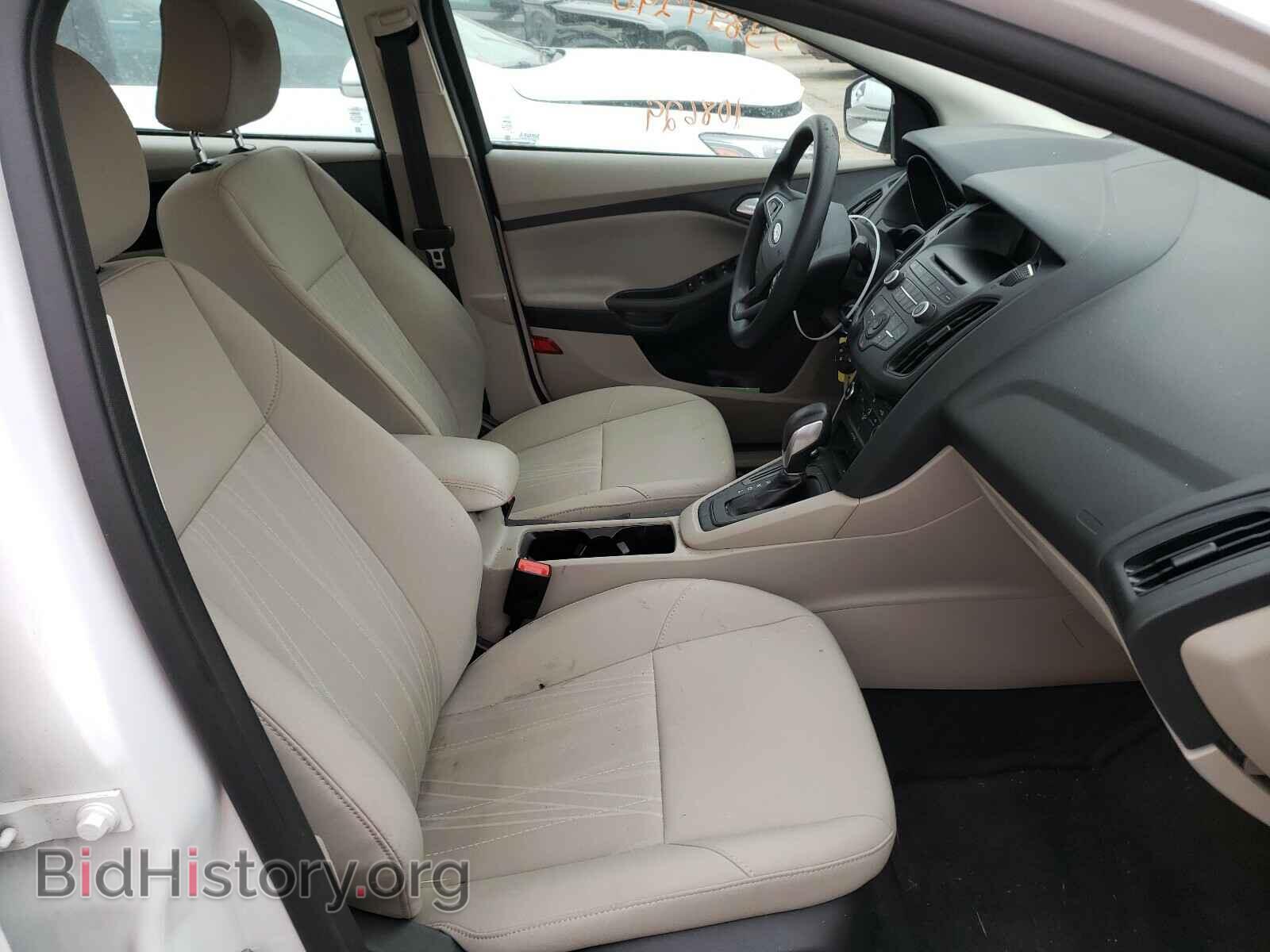 2017 FORD FOCUS - VIN: 1FADP3F2XHL333667 - Photo 5