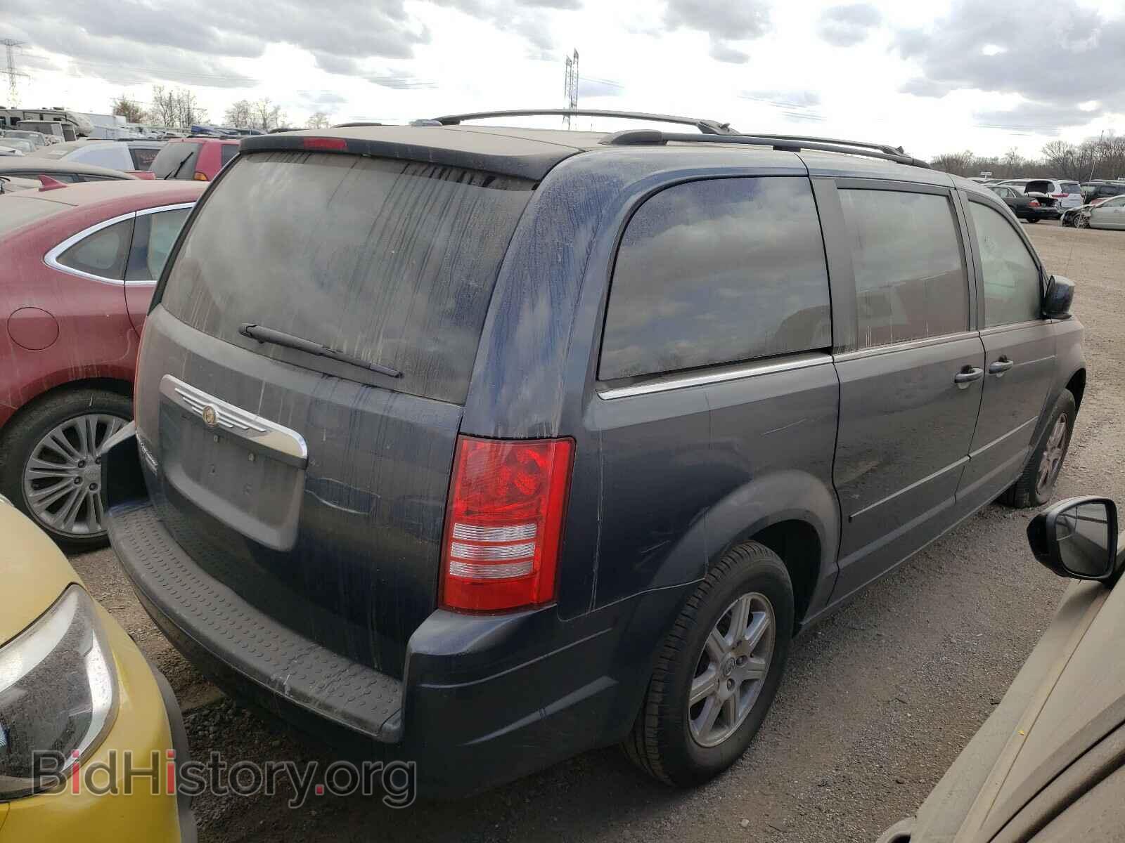 2008 CHRYSLER MINIVAN - VIN: 2A8HR54P38R623992 - Фото 4