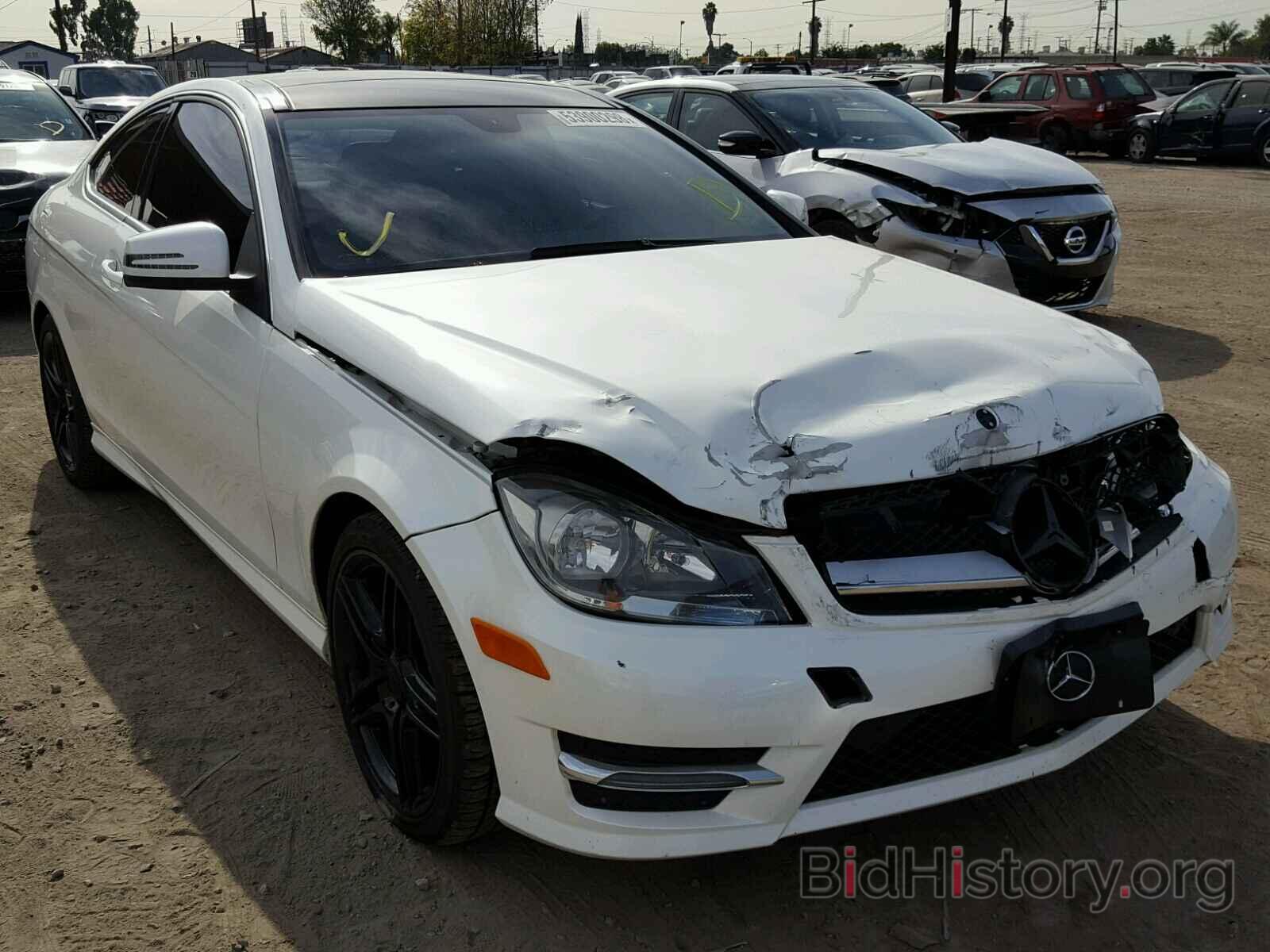 Photo WDDGJ4HBXDG037794 - MERCEDES-BENZ C 250 2013