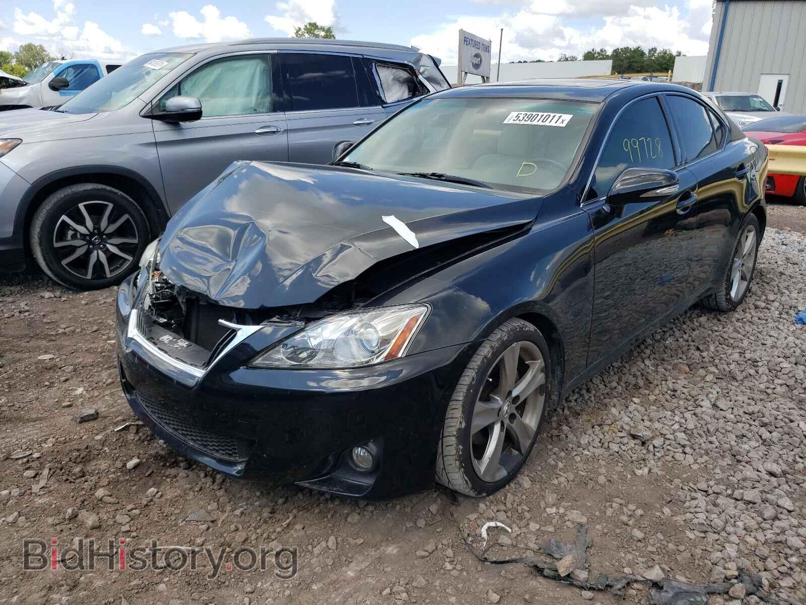 2011 LEXUS IS - VIN: JTHBF5C27B2101401 - Photo 2