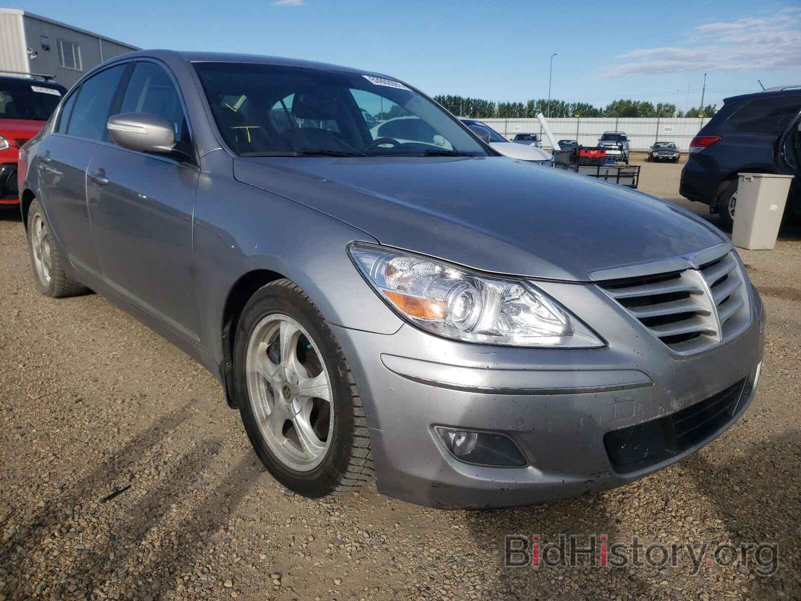 Photo KMHGC4DF5BU146543 - HYUNDAI GENESIS 2011