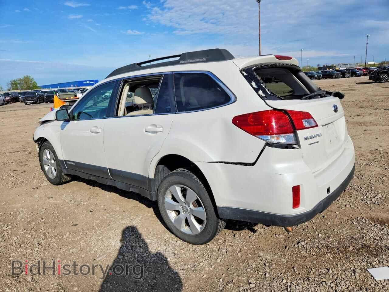 2011 SUBARU OUTBACK - VIN: 4S4BRCCC8B3375914 - Фото 2
